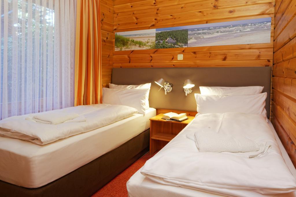 Hotel Kaliebe Trassenheide Exterior foto